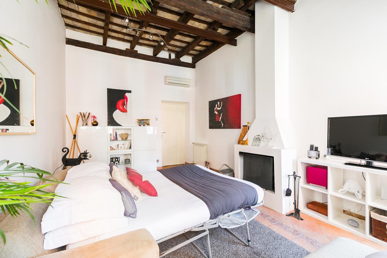 Lägenhet på 67 m² i Trastevere, med 1 sovrum och 1 badrum  Rom Exteriör bild
