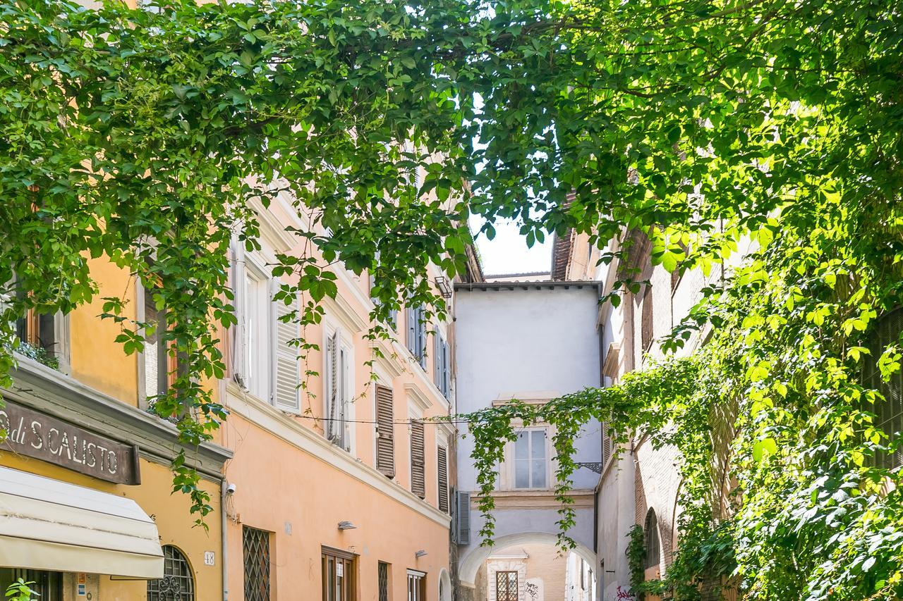 Lägenhet på 67 m² i Trastevere, med 1 sovrum och 1 badrum  Rom Exteriör bild